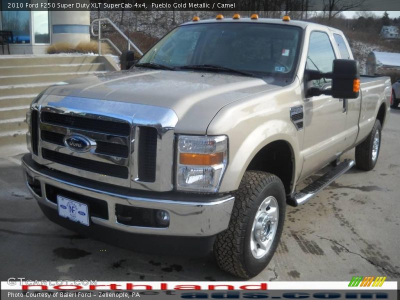 Pueblo Gold Metallic / Camel 2010 Ford F250 Super Duty XLT SuperCab 4x4