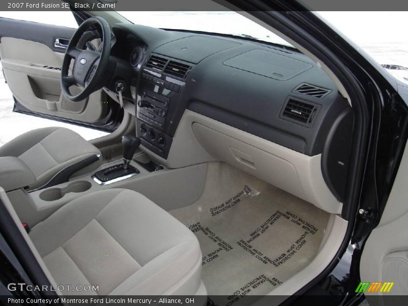 Black / Camel 2007 Ford Fusion SE