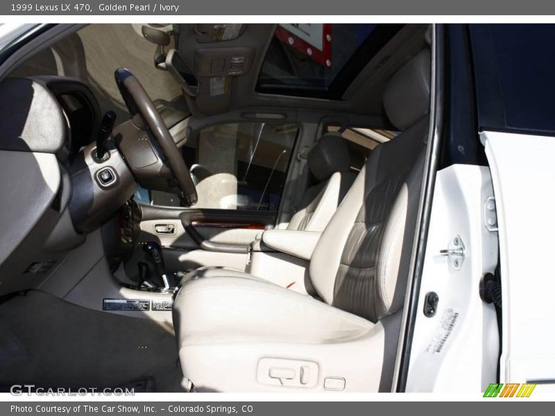 Golden Pearl / Ivory 1999 Lexus LX 470