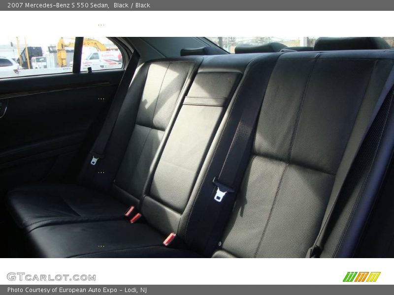 Black / Black 2007 Mercedes-Benz S 550 Sedan