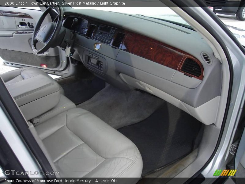 Silver Frost Metallic / Light Graphite 2000 Lincoln Town Car Cartier
