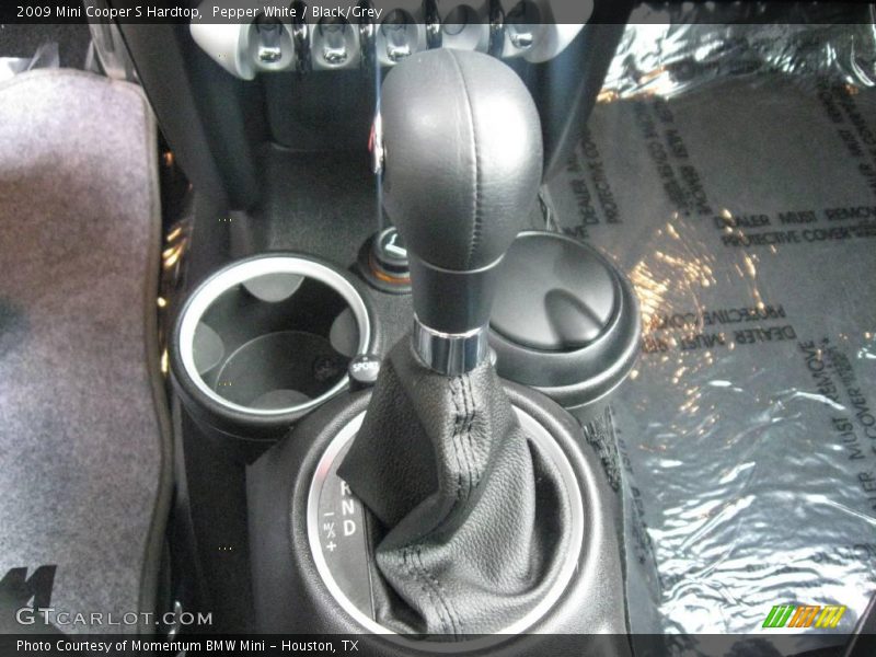 Pepper White / Black/Grey 2009 Mini Cooper S Hardtop