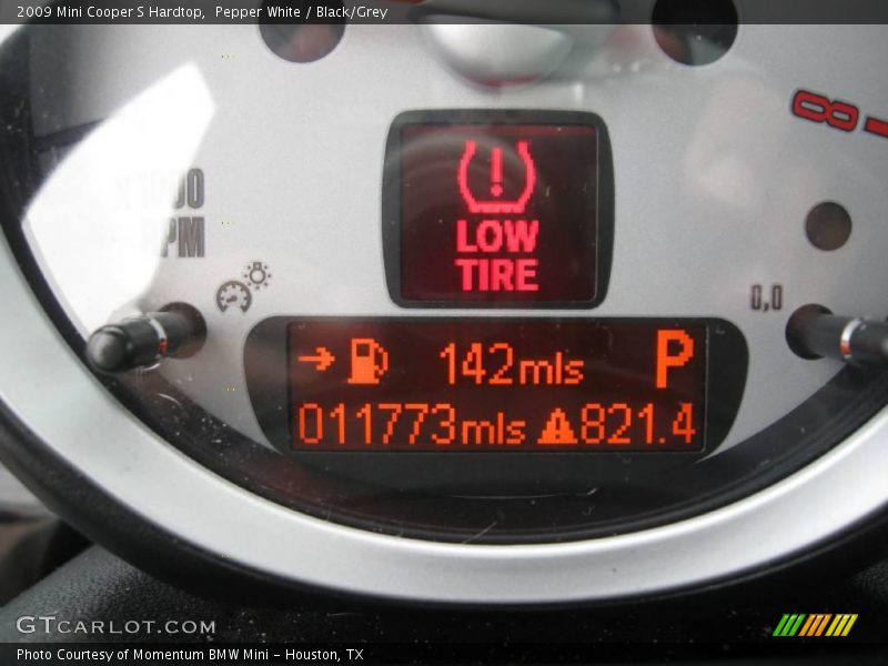 Pepper White / Black/Grey 2009 Mini Cooper S Hardtop