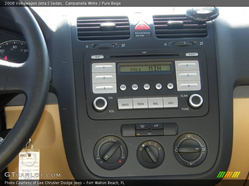 Campanella White / Pure Beige 2008 Volkswagen Jetta S Sedan