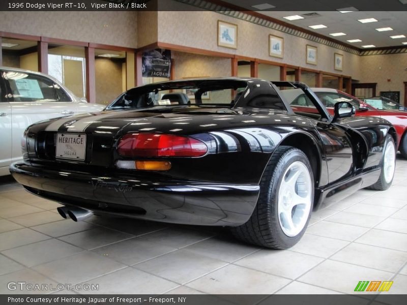 Viper Black / Black 1996 Dodge Viper RT-10