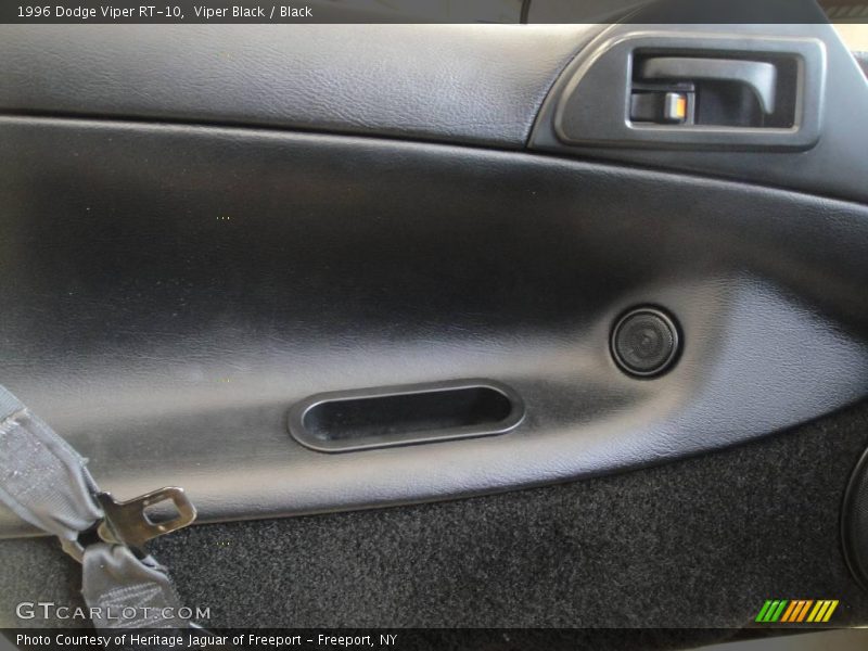 Viper Black / Black 1996 Dodge Viper RT-10