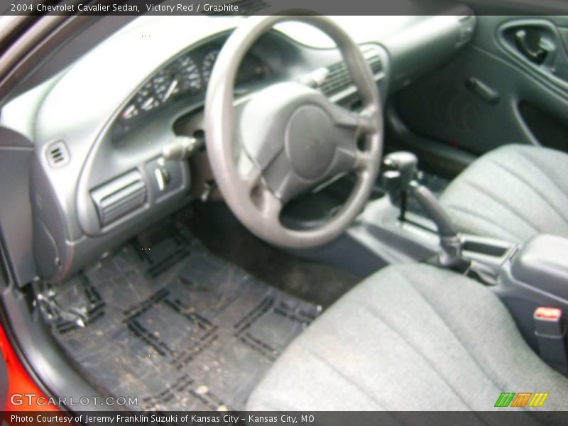 Victory Red / Graphite 2004 Chevrolet Cavalier Sedan
