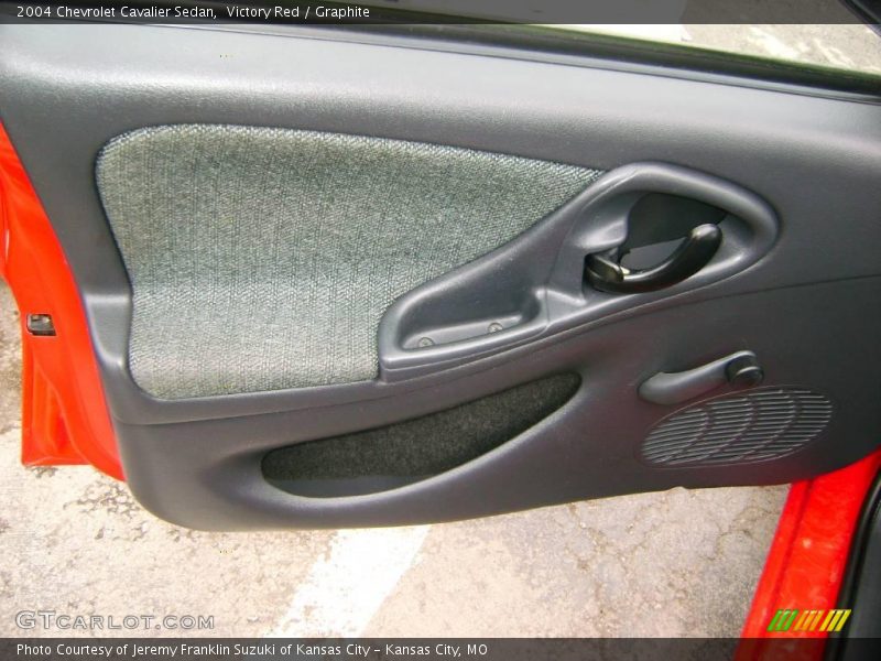 Victory Red / Graphite 2004 Chevrolet Cavalier Sedan