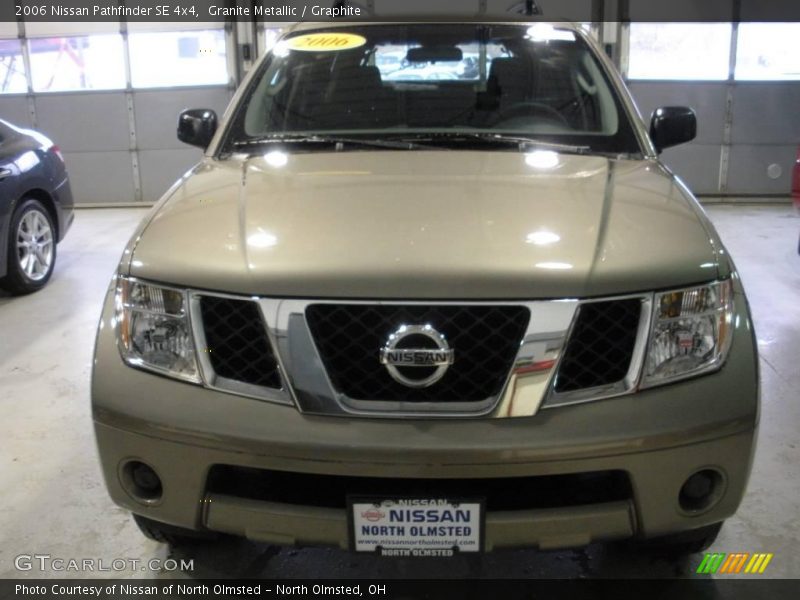 Granite Metallic / Graphite 2006 Nissan Pathfinder SE 4x4
