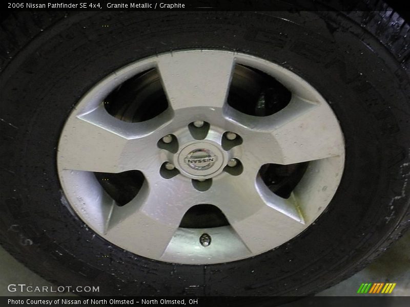 Granite Metallic / Graphite 2006 Nissan Pathfinder SE 4x4