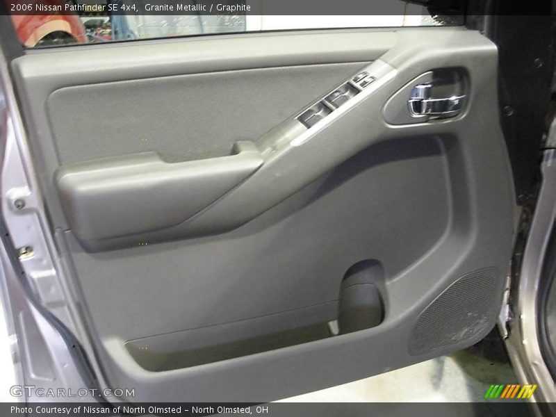 Granite Metallic / Graphite 2006 Nissan Pathfinder SE 4x4