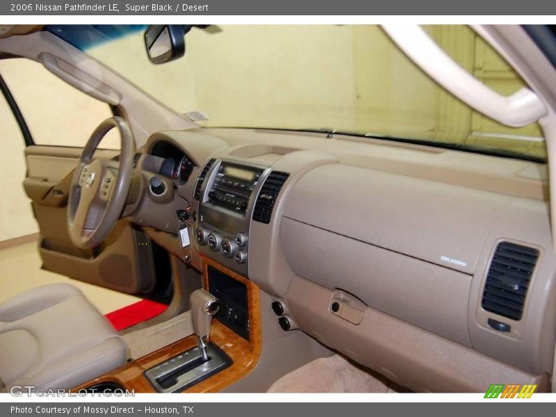 Super Black / Desert 2006 Nissan Pathfinder LE