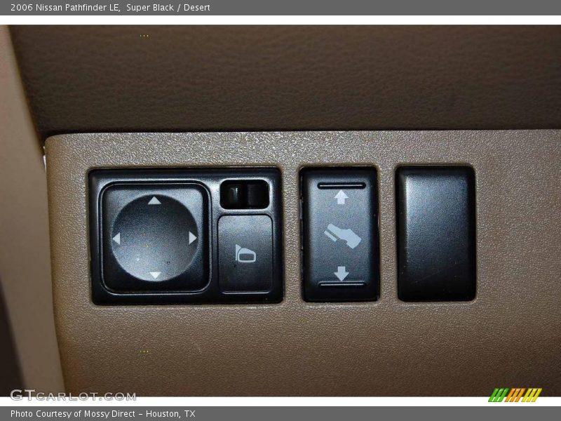 Super Black / Desert 2006 Nissan Pathfinder LE
