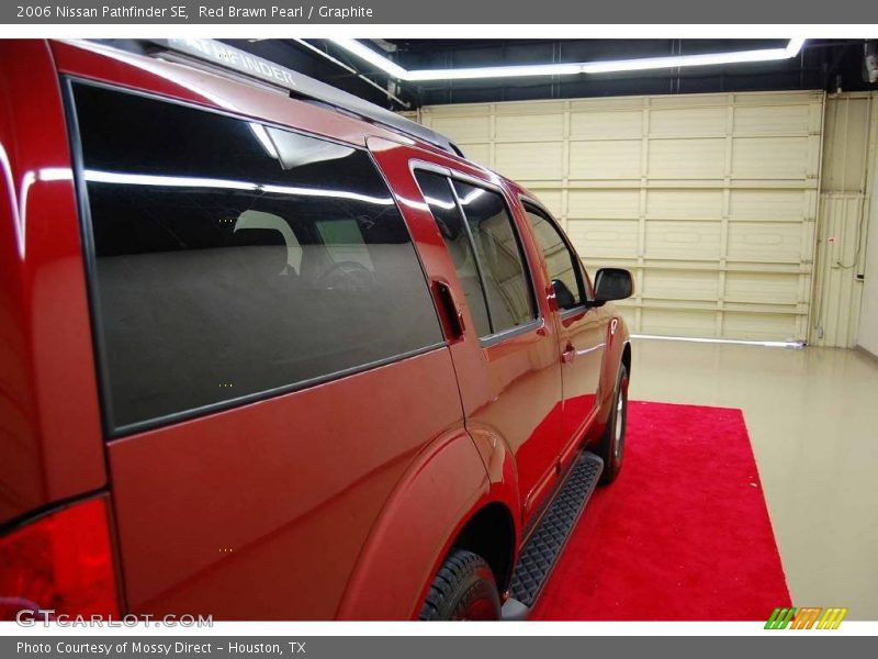 Red Brawn Pearl / Graphite 2006 Nissan Pathfinder SE