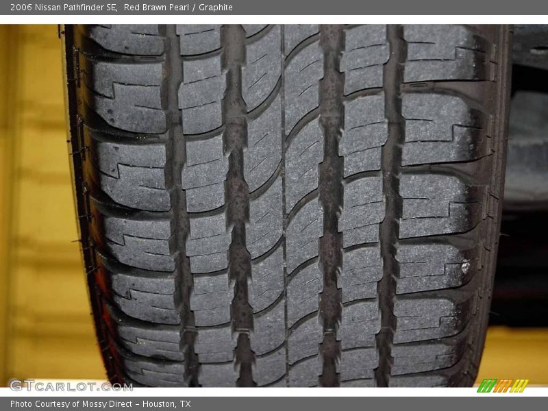 Red Brawn Pearl / Graphite 2006 Nissan Pathfinder SE