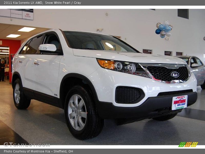 Snow White Pearl / Gray 2011 Kia Sorento LX AWD
