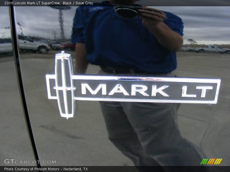 Black / Dove Grey 2006 Lincoln Mark LT SuperCrew