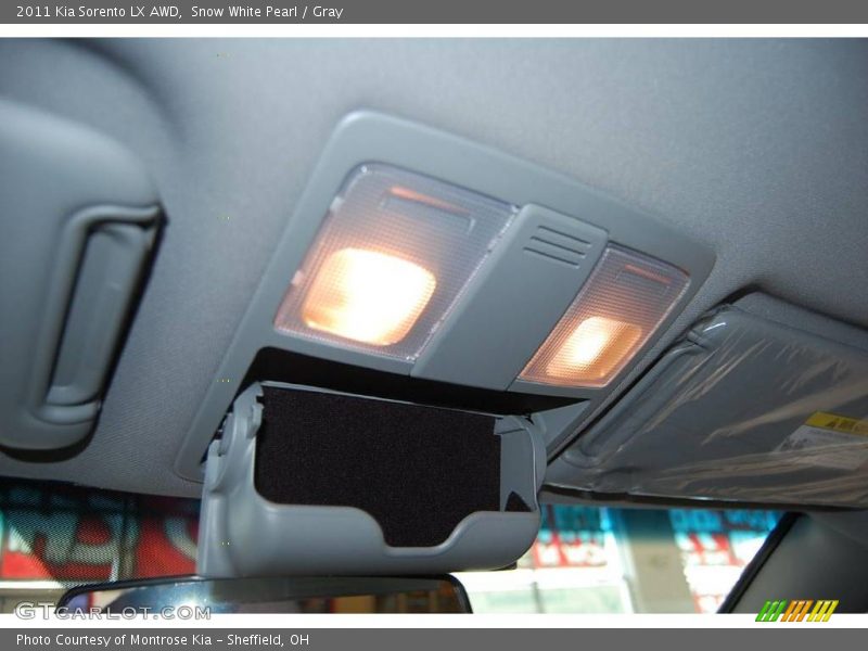 Snow White Pearl / Gray 2011 Kia Sorento LX AWD