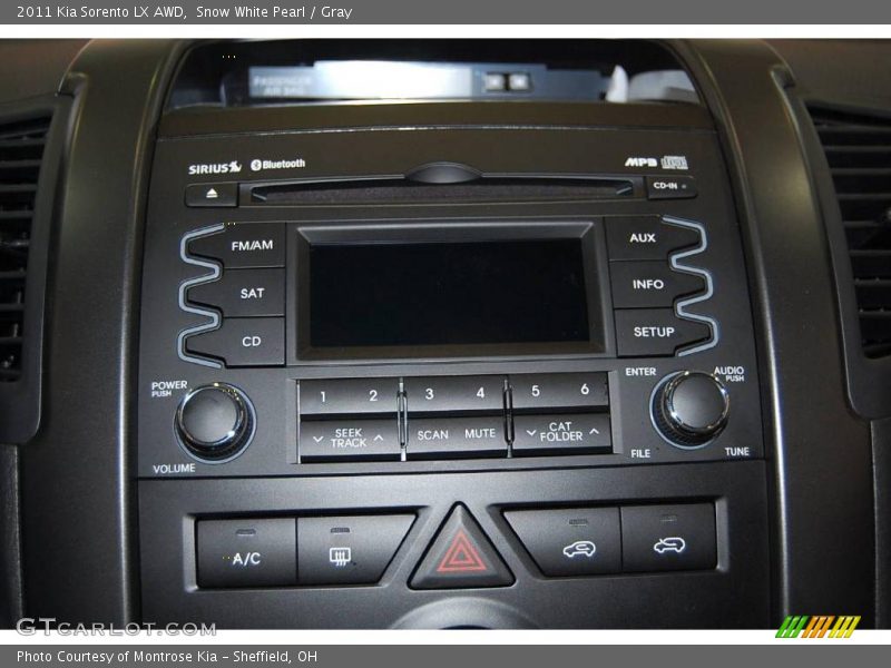 Snow White Pearl / Gray 2011 Kia Sorento LX AWD