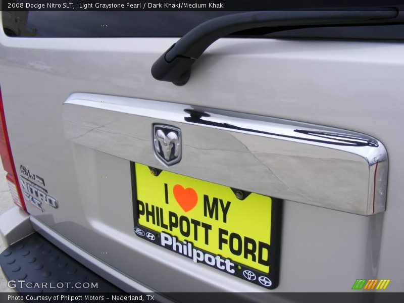 Light Graystone Pearl / Dark Khaki/Medium Khaki 2008 Dodge Nitro SLT