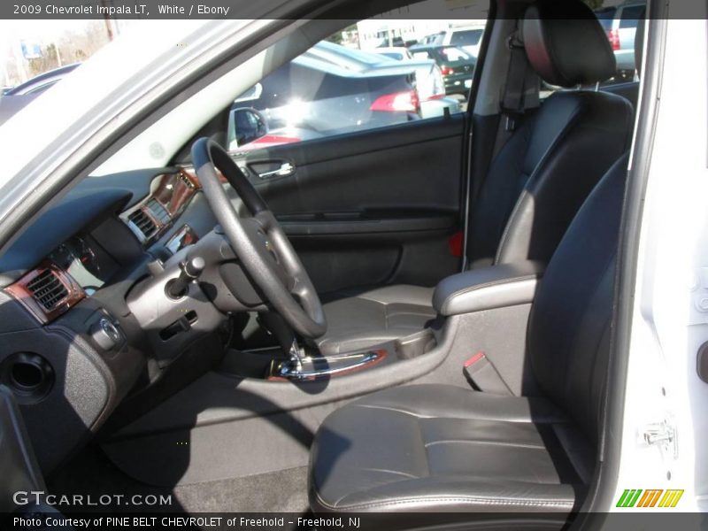White / Ebony 2009 Chevrolet Impala LT