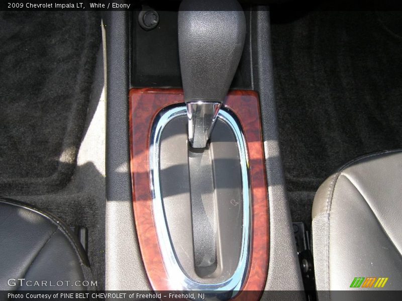 White / Ebony 2009 Chevrolet Impala LT