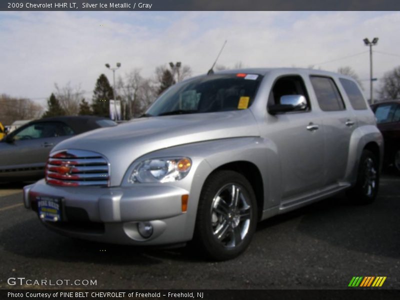 Silver Ice Metallic / Gray 2009 Chevrolet HHR LT