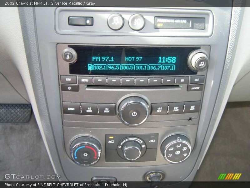 Silver Ice Metallic / Gray 2009 Chevrolet HHR LT