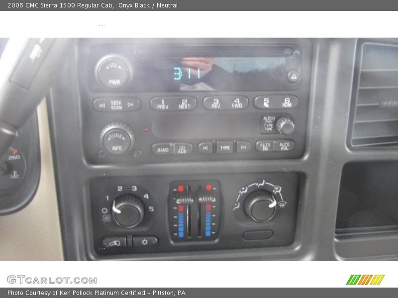Onyx Black / Neutral 2006 GMC Sierra 1500 Regular Cab