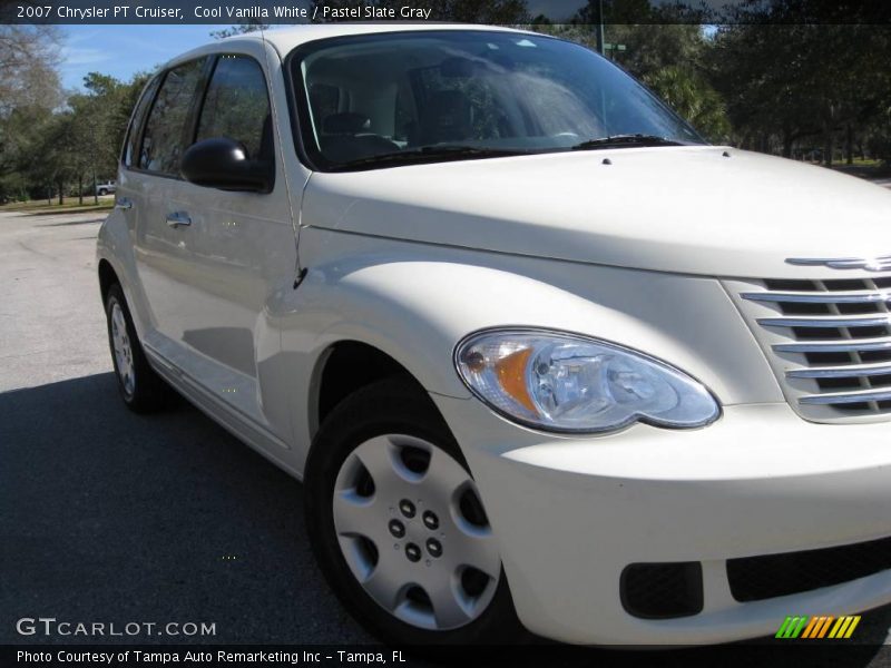 Cool Vanilla White / Pastel Slate Gray 2007 Chrysler PT Cruiser