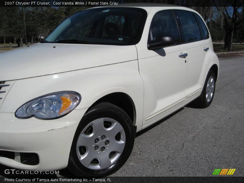 Cool Vanilla White / Pastel Slate Gray 2007 Chrysler PT Cruiser