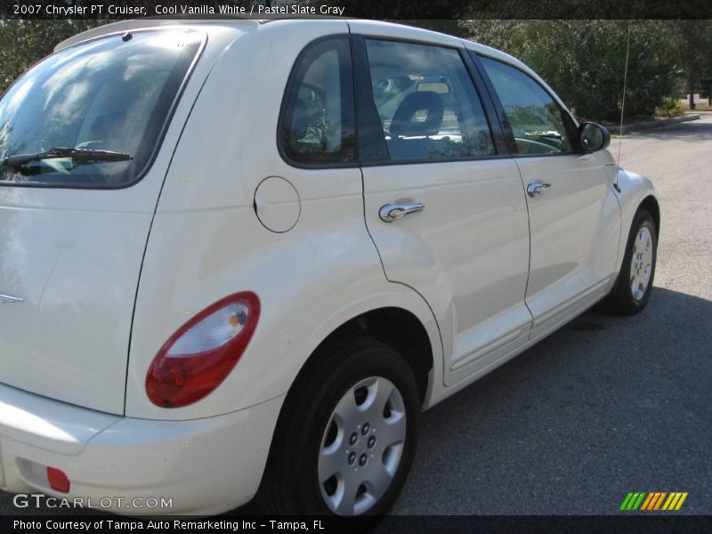Cool Vanilla White / Pastel Slate Gray 2007 Chrysler PT Cruiser