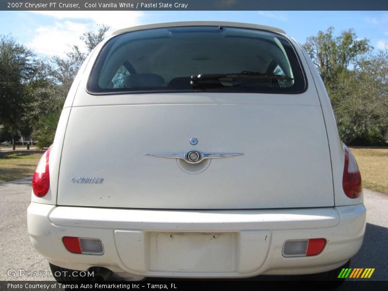 Cool Vanilla White / Pastel Slate Gray 2007 Chrysler PT Cruiser