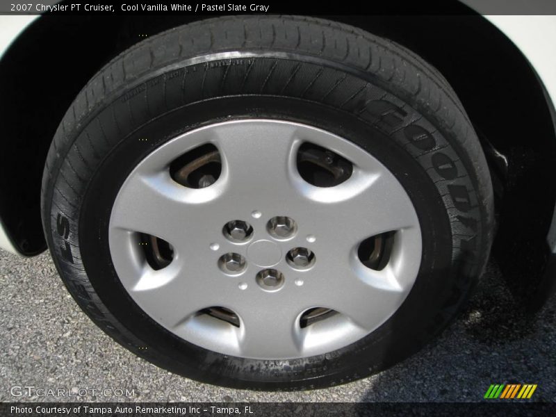 Cool Vanilla White / Pastel Slate Gray 2007 Chrysler PT Cruiser