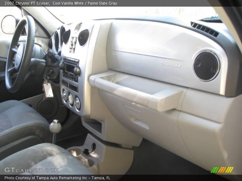 Cool Vanilla White / Pastel Slate Gray 2007 Chrysler PT Cruiser