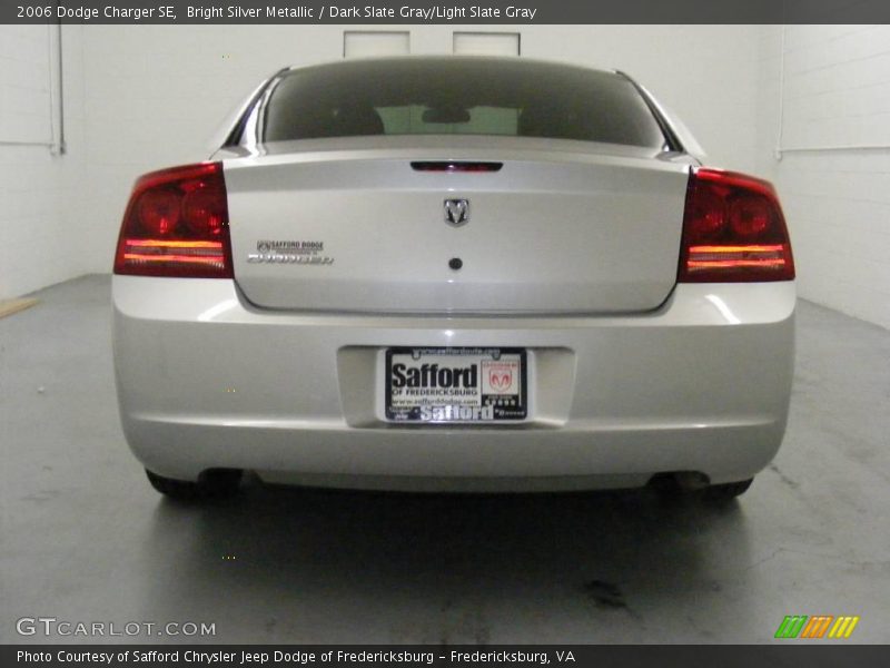 Bright Silver Metallic / Dark Slate Gray/Light Slate Gray 2006 Dodge Charger SE