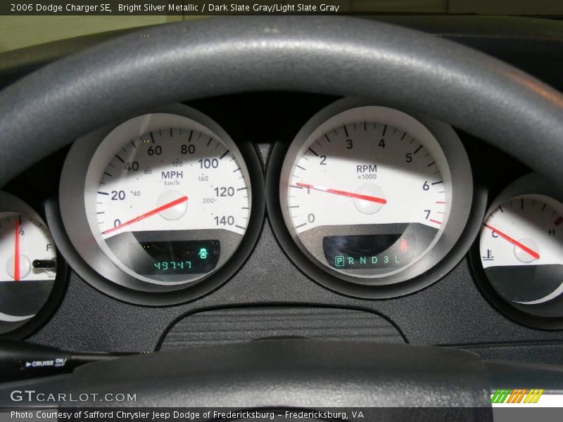 Bright Silver Metallic / Dark Slate Gray/Light Slate Gray 2006 Dodge Charger SE