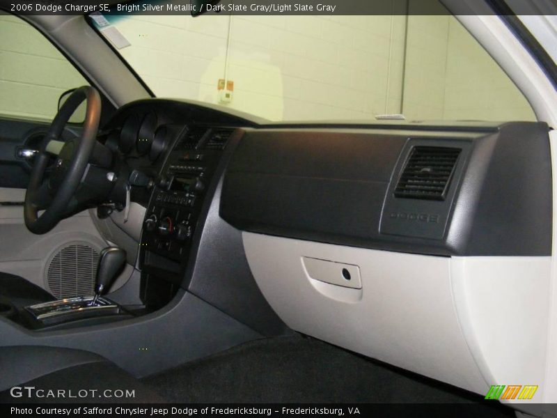 Bright Silver Metallic / Dark Slate Gray/Light Slate Gray 2006 Dodge Charger SE