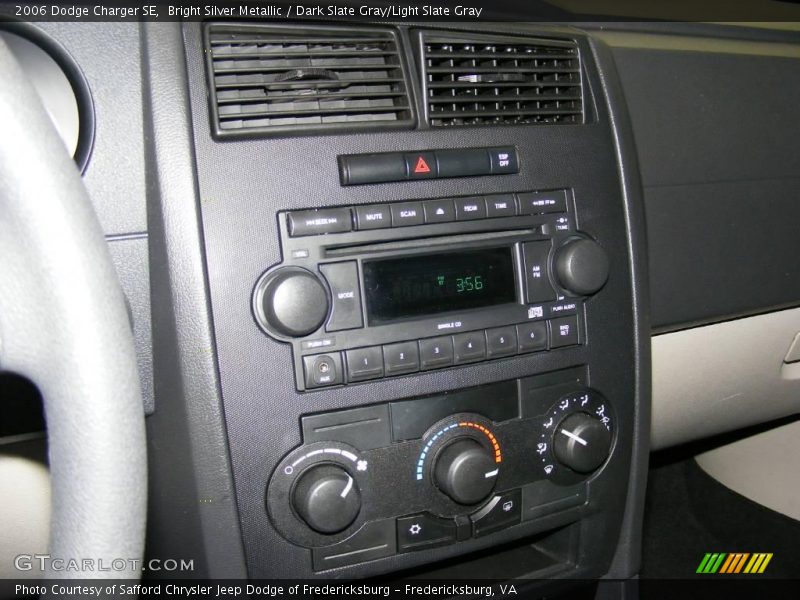 Bright Silver Metallic / Dark Slate Gray/Light Slate Gray 2006 Dodge Charger SE