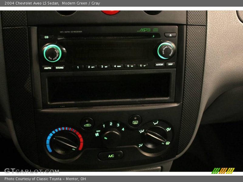 Modern Green / Gray 2004 Chevrolet Aveo LS Sedan