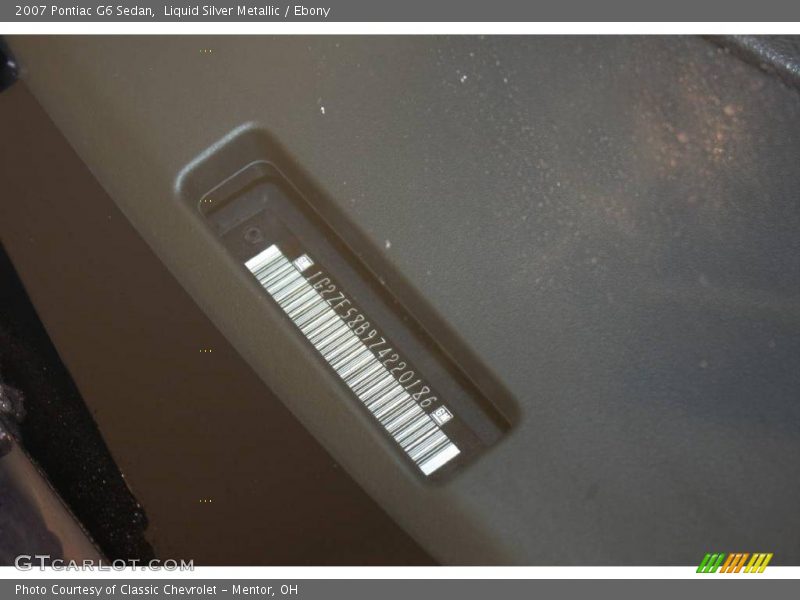 Liquid Silver Metallic / Ebony 2007 Pontiac G6 Sedan