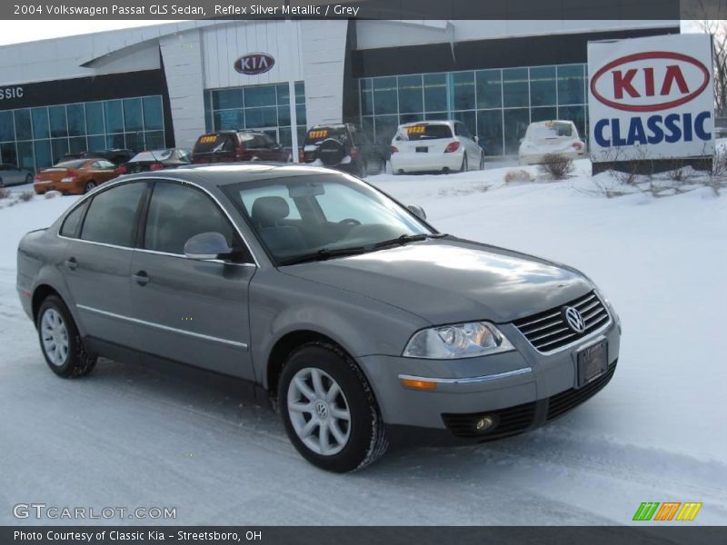 Reflex Silver Metallic / Grey 2004 Volkswagen Passat GLS Sedan
