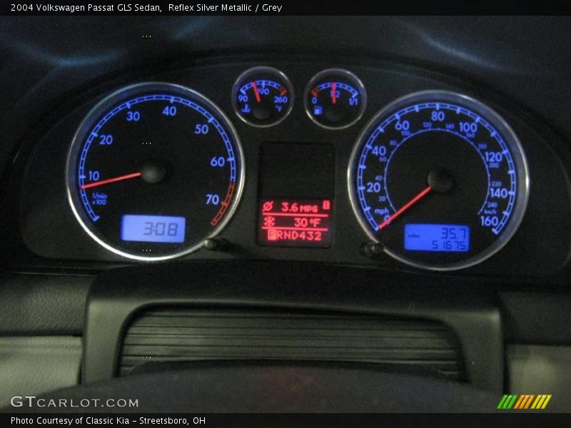 Reflex Silver Metallic / Grey 2004 Volkswagen Passat GLS Sedan