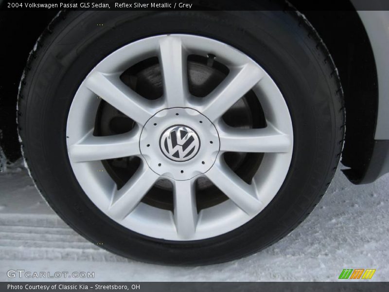 Reflex Silver Metallic / Grey 2004 Volkswagen Passat GLS Sedan