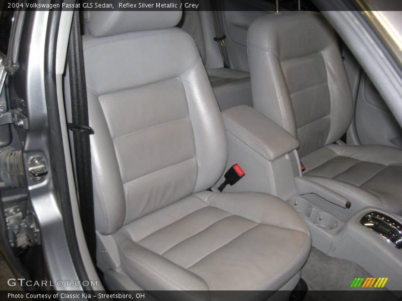 Reflex Silver Metallic / Grey 2004 Volkswagen Passat GLS Sedan