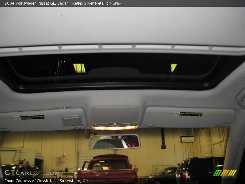 Reflex Silver Metallic / Grey 2004 Volkswagen Passat GLS Sedan