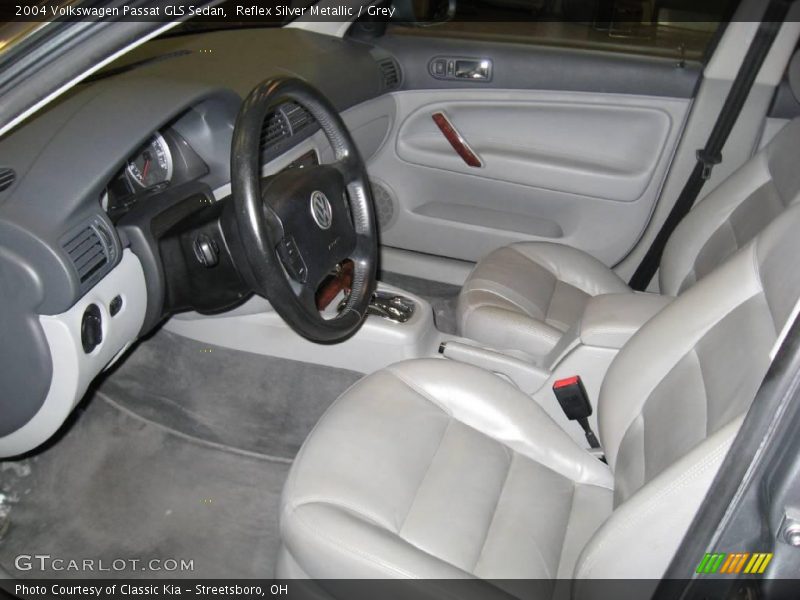 Reflex Silver Metallic / Grey 2004 Volkswagen Passat GLS Sedan