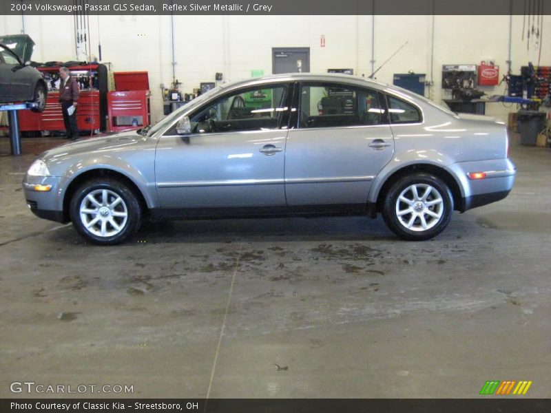 Reflex Silver Metallic / Grey 2004 Volkswagen Passat GLS Sedan