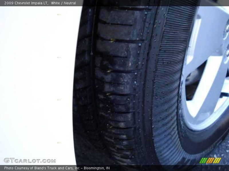 White / Neutral 2009 Chevrolet Impala LT