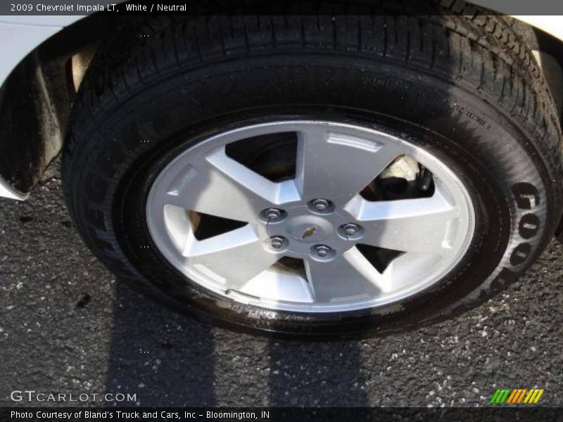 White / Neutral 2009 Chevrolet Impala LT